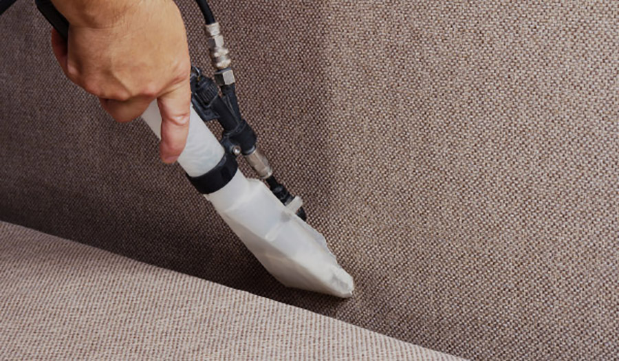 vi renser dine møbler